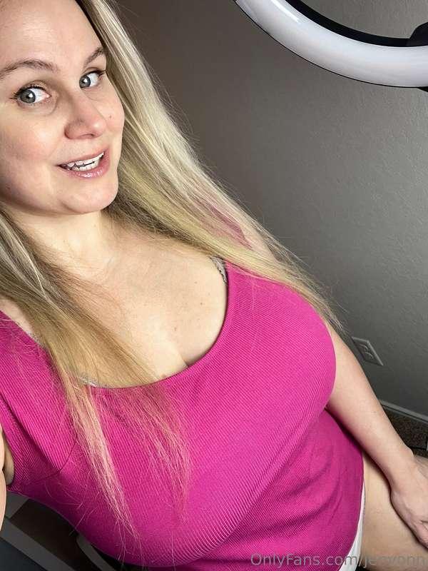 Do you like me in pink?