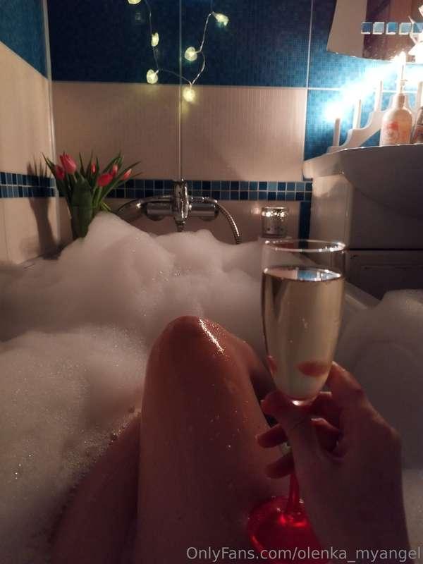 Relax after hard week 🥰