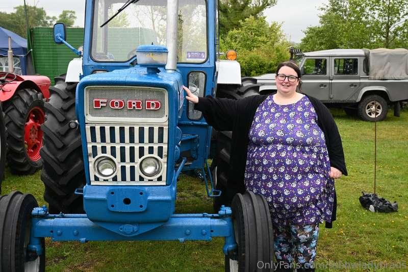 ssbbwladybrads image #2