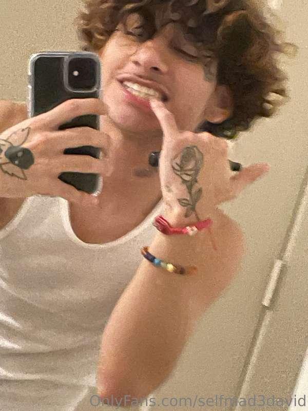 Y’all wanna see me fuck or get fucked this month 💀💦