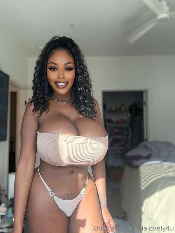 Yours Truly 😘