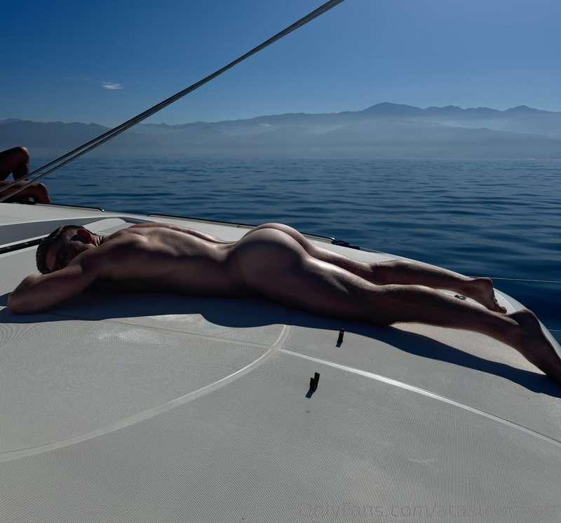 Anyone feel like buying me a yacht by chance? Promise I’ll b..