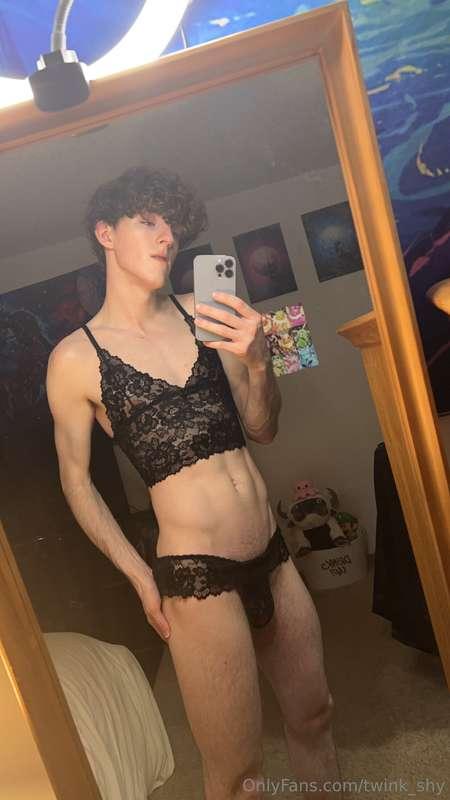 twink_shy image #11