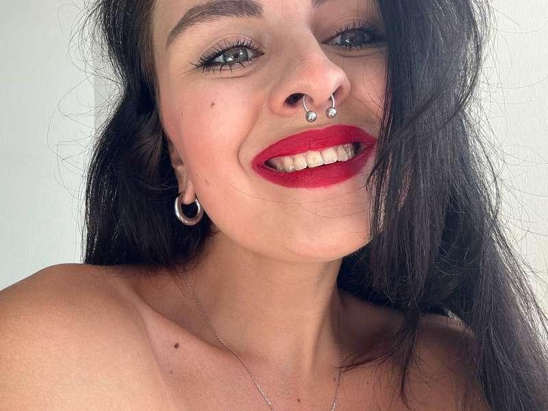 fall in love with my eyes👀