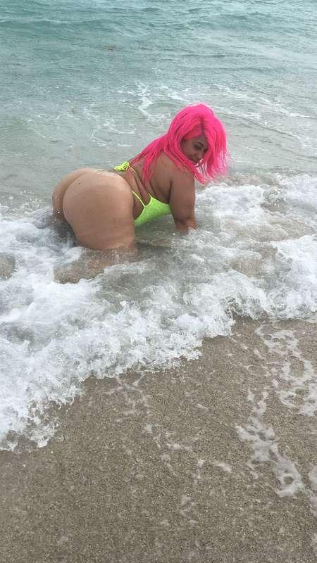 🌊