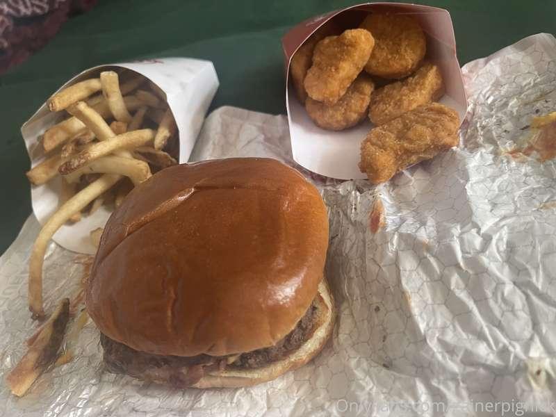 A light snack for a growing boy