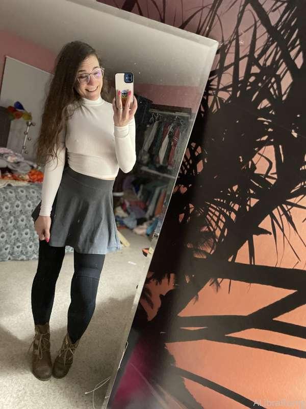 My date was super rude, so I’m posting cute pics out of defi..