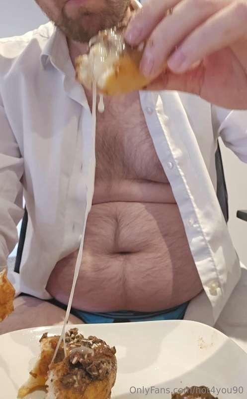 Got so horny at work i ended up fucking a doughnut. See the ..