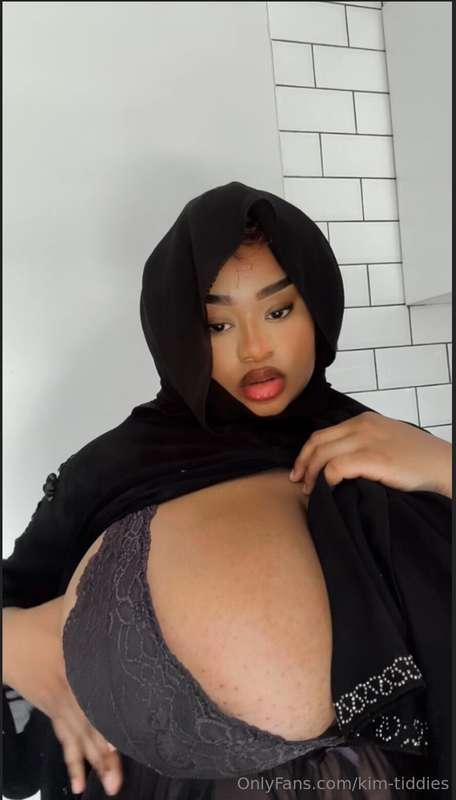 Muslim wife being naughty in a hijab leaked video 💦💦💦💦💦 only..