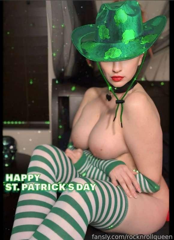 rocknrollqueen image #2