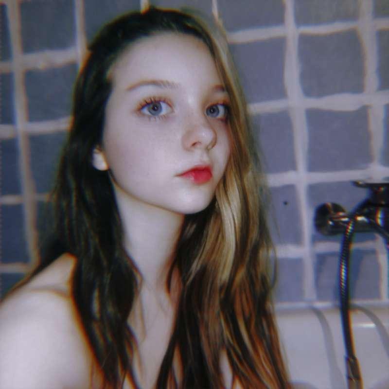 Campain to upload a TOPLESS picture with my face here on the..