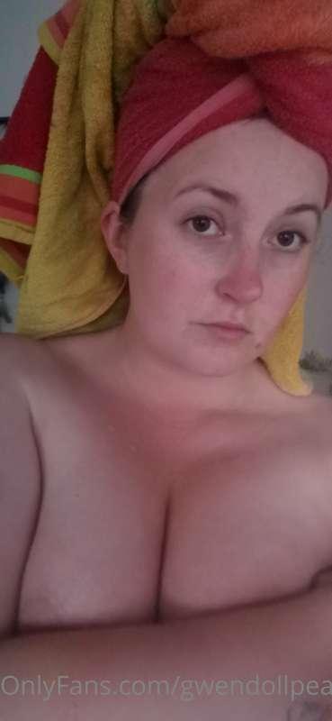 Fresh and ready for the week ahead...
What shall I do now.....