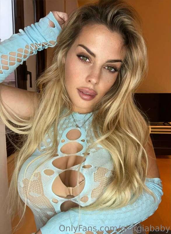 Ti piace questo vestitino? 🍼🤍
