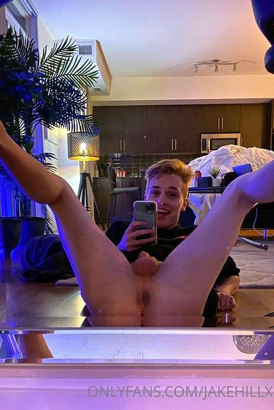 waiting for you 😻