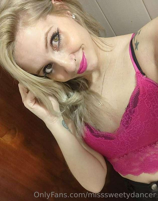 Hello my name is Taty 
are you ready to see a hot angel? 😇🔥🔥..