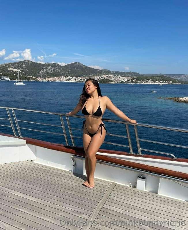 Have a beautiful day everyone 🌊