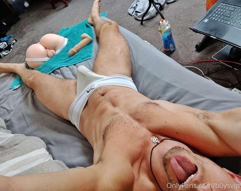 If you come I'll wait ... if I don't have all this silicone ..