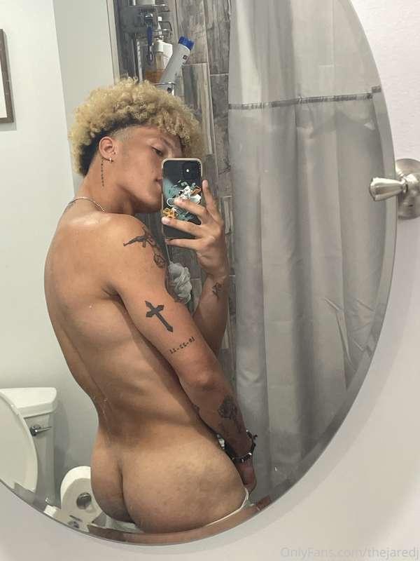 Like if you want to see me fuck on here 😈(pocket pussy/toys)..