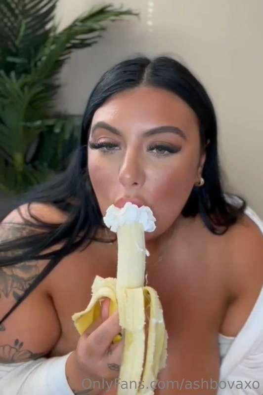 have you seen my food play content? tip in $23 for a surpris..