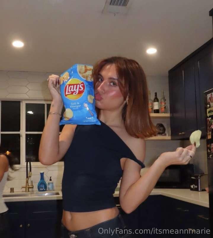 trying to get laid 😻