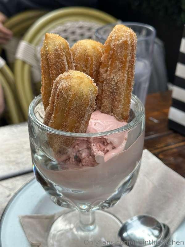 Who would have thought pomegranate ice cream and churros wou..