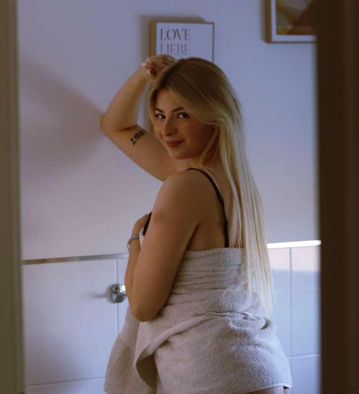 Tür Nr.16 💗