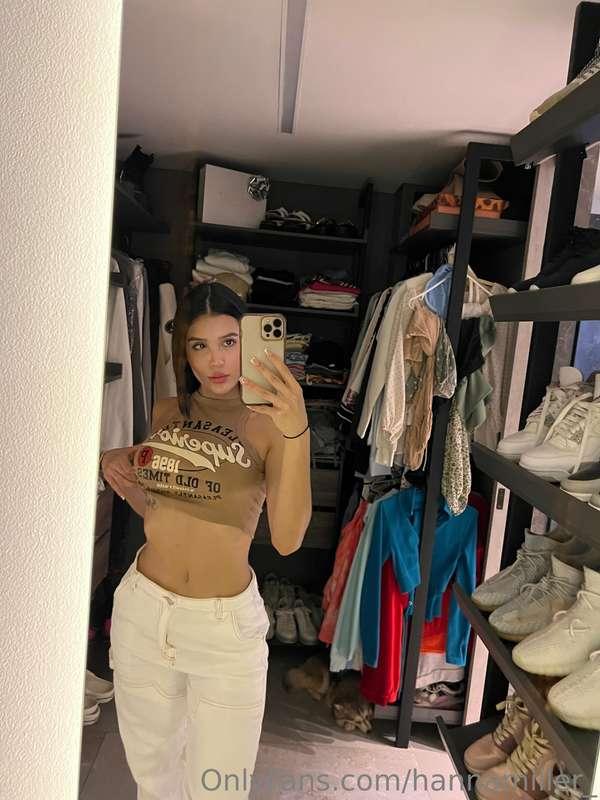magic happens in my closet 😏