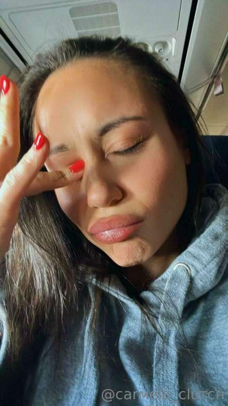 ✌️