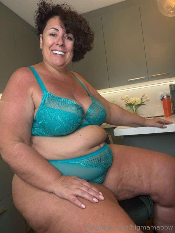 Bend me over for daddy like the bad little slut I am