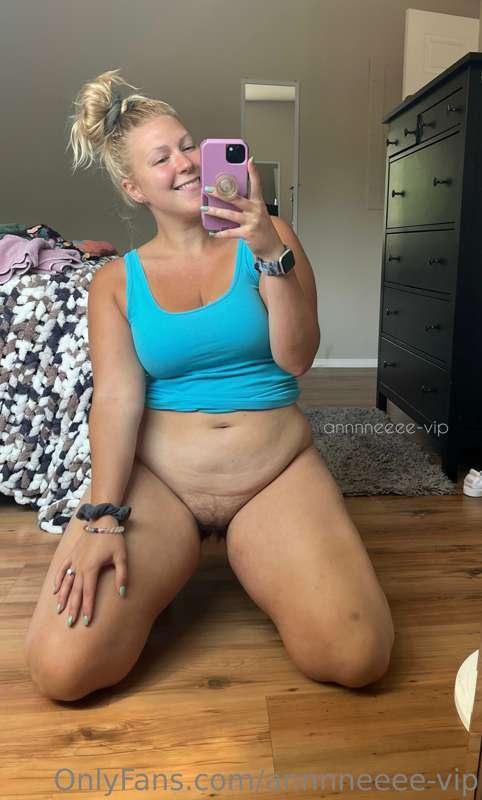I’m obsessed with the bottomless look 👀 🤭🙈