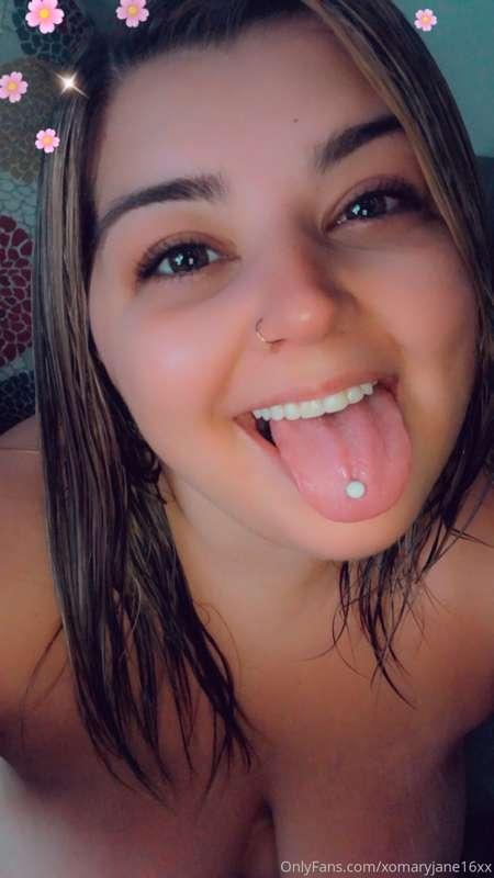 Look at my eye from the cum shot I just sent to your DMs 😂💕
