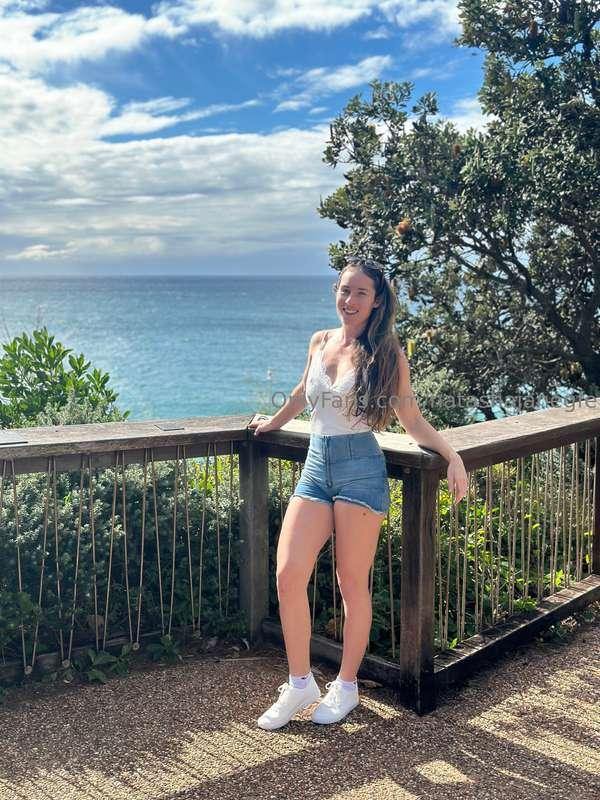I love being outdoors and want to make more naughty content ..
