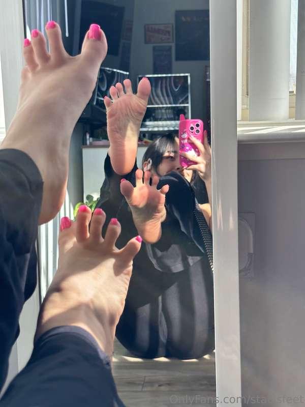 stacisfeet image #0