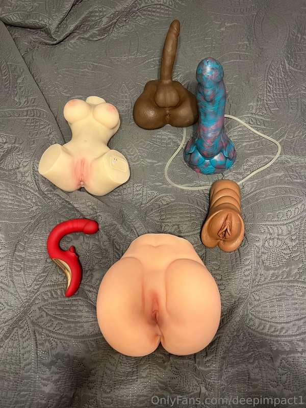 Did you know you can play with me and my toys. Ask me today ..