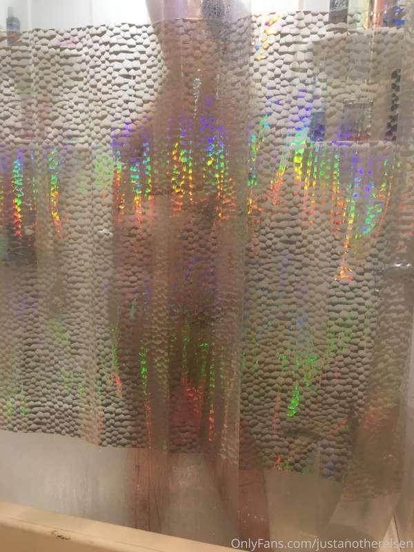 [free] Shower teasers!