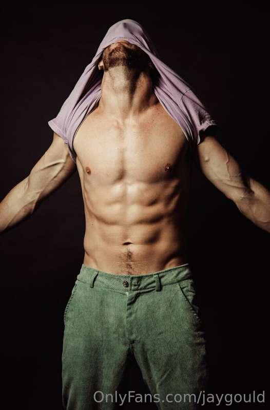 Big fan of using a shirt to blindfold 😏first time I did it w..