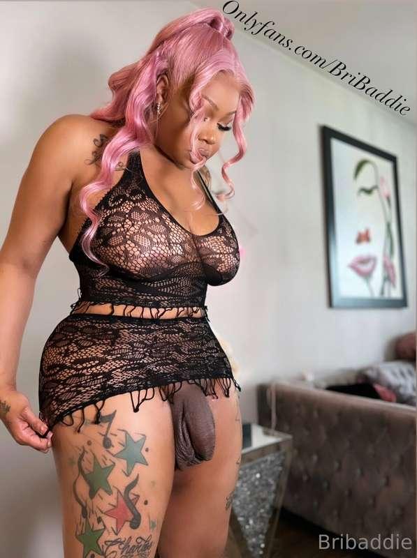 I think my skirt might be too short what do y’all think?