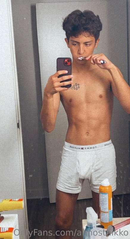 imagine brushing our teeth together :)