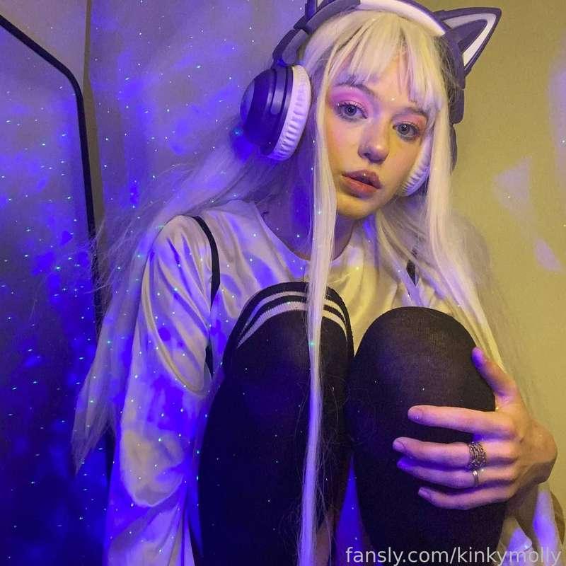I really love cosplay and dressing up ❤️

I also offer services such as making personal videos for you🥰

but if you want something cosplay themed just tip me 200$ here and i'll make it for you! 😍

#fyp #pussy #petite #teen #anal #ass #closeup #18
