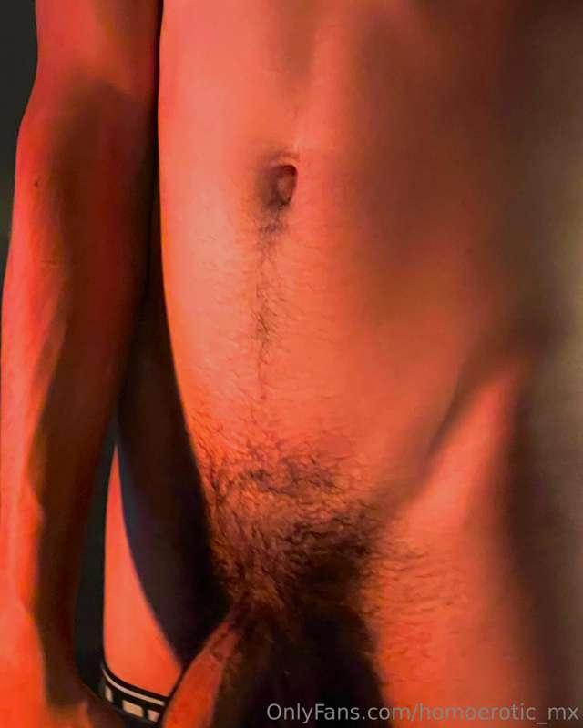 Pasa tu lengua por mis huevos 😈