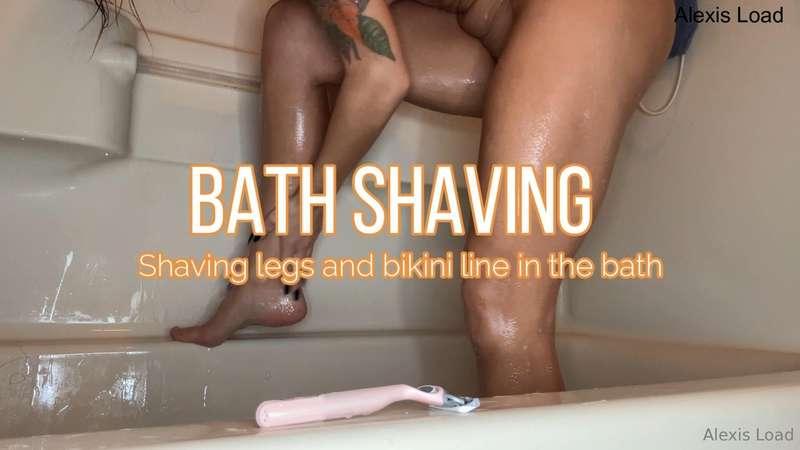 Bathtime Long Legs and Bikini Area Shaving A shower and a sh..