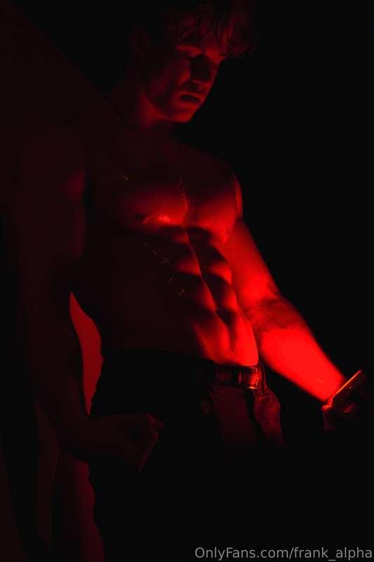 Temptation looks good on me, don’t you think? 😉.