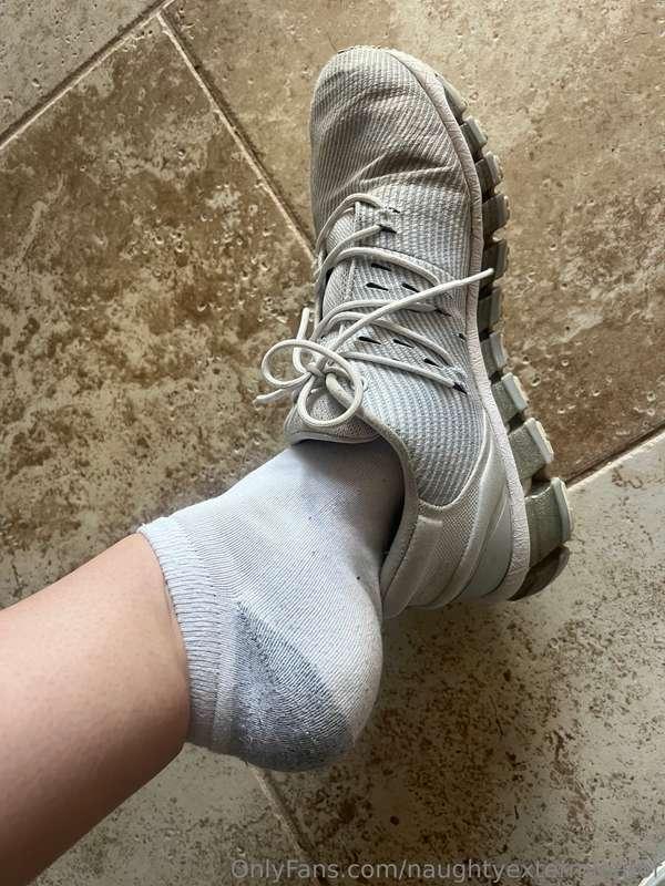 Item of the day! First $40 tip gets them! (USA only or addit..