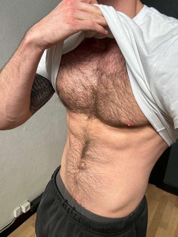 Hairy or trimmed? 