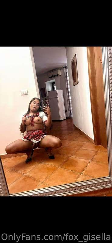 fox_gisella image #1