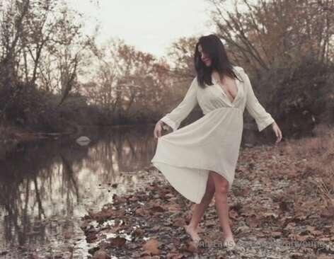 wanting to you enjoy the moment with you🥰