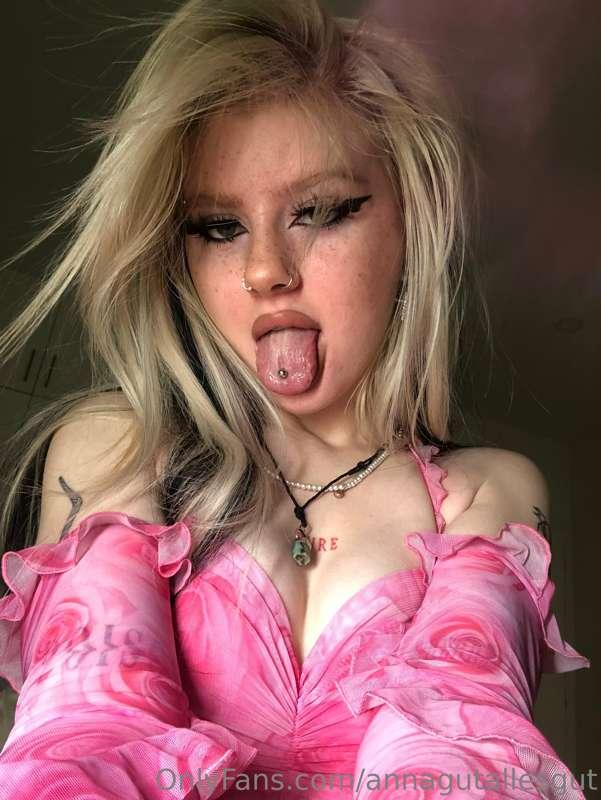 What do you think about pink 💕