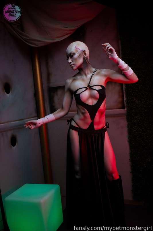 mypetmonstergirl image #4