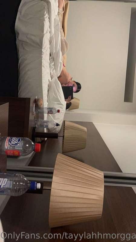 Lazy days in the hotel 😄