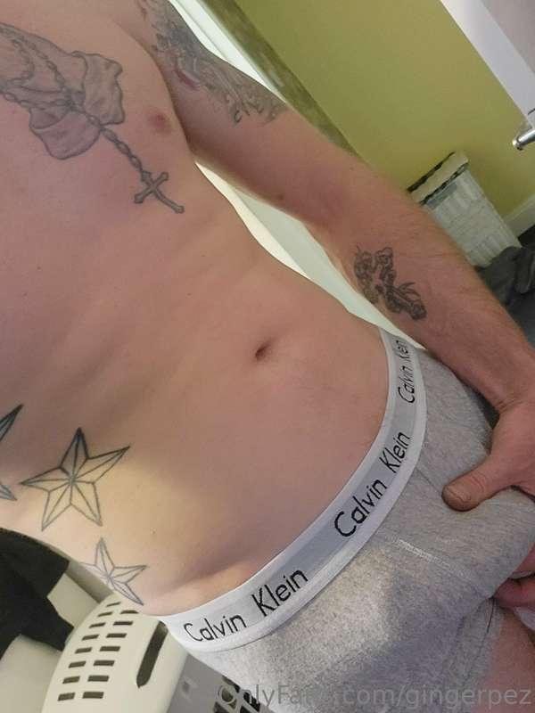Little teaser on what's under the boxers 😉 who wants to see